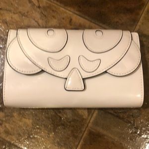 MACnicopanda clutch